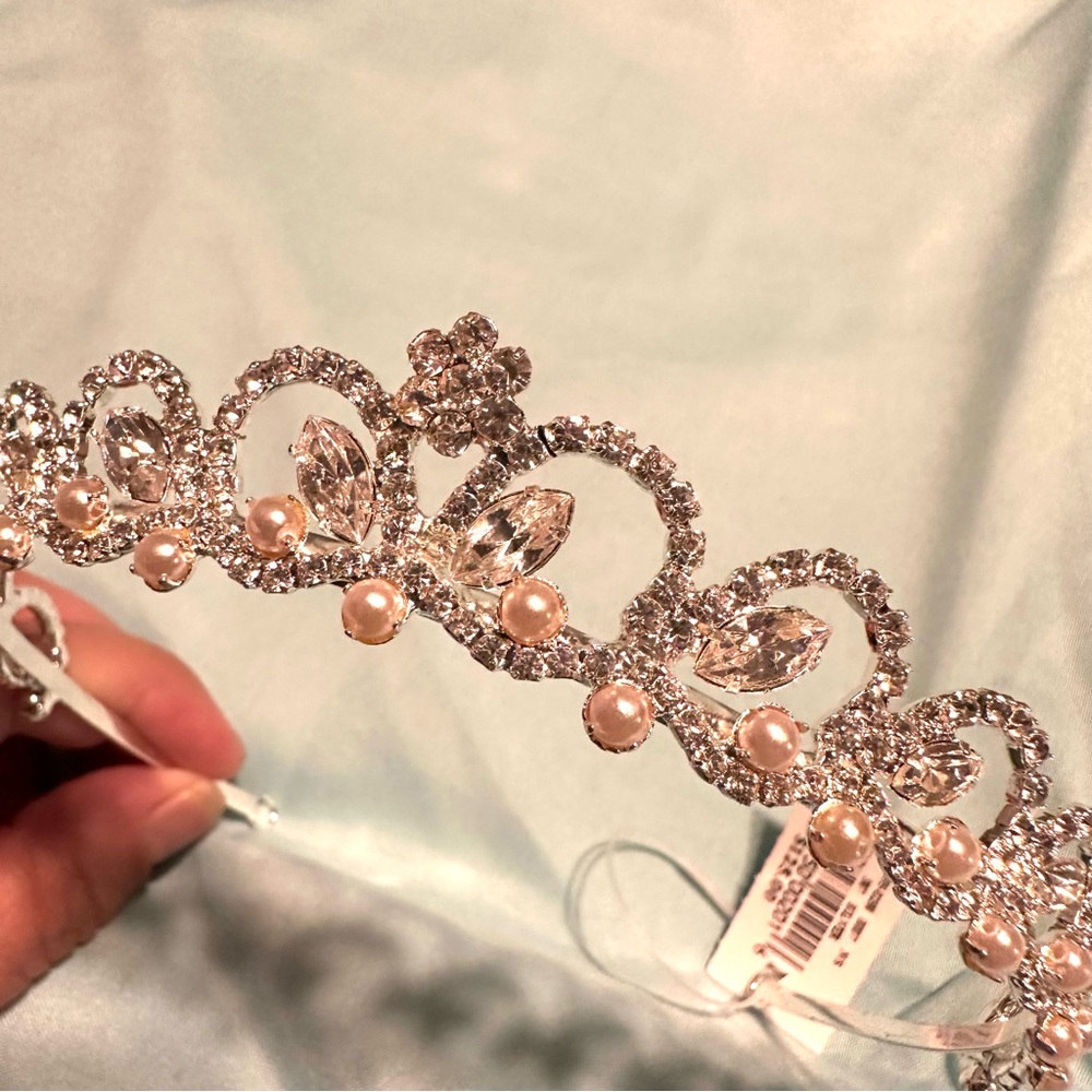 NWT 2003 David’s Bridal Tiara